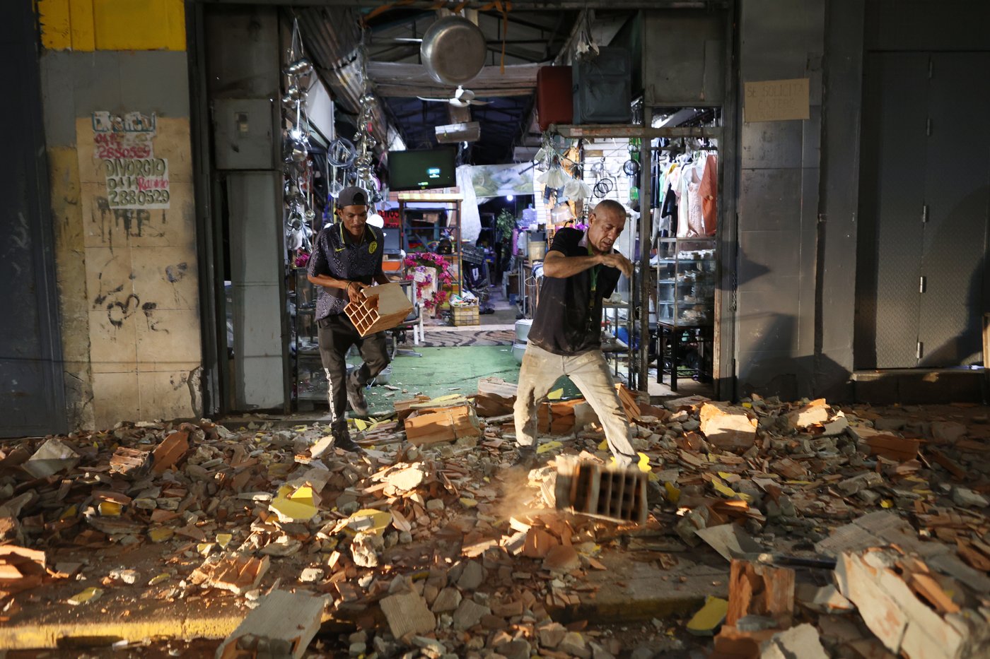 Twin earthquakes strike Venezuela, in photos | iNwheels