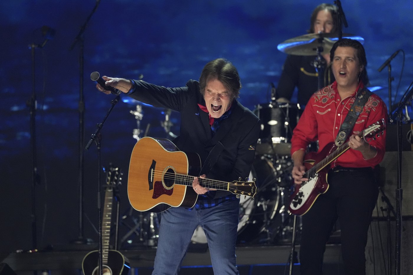 FireAid combines music’s biggest acts and stories of loss to raise money for LA wildfire relief | iNFOnews.ca