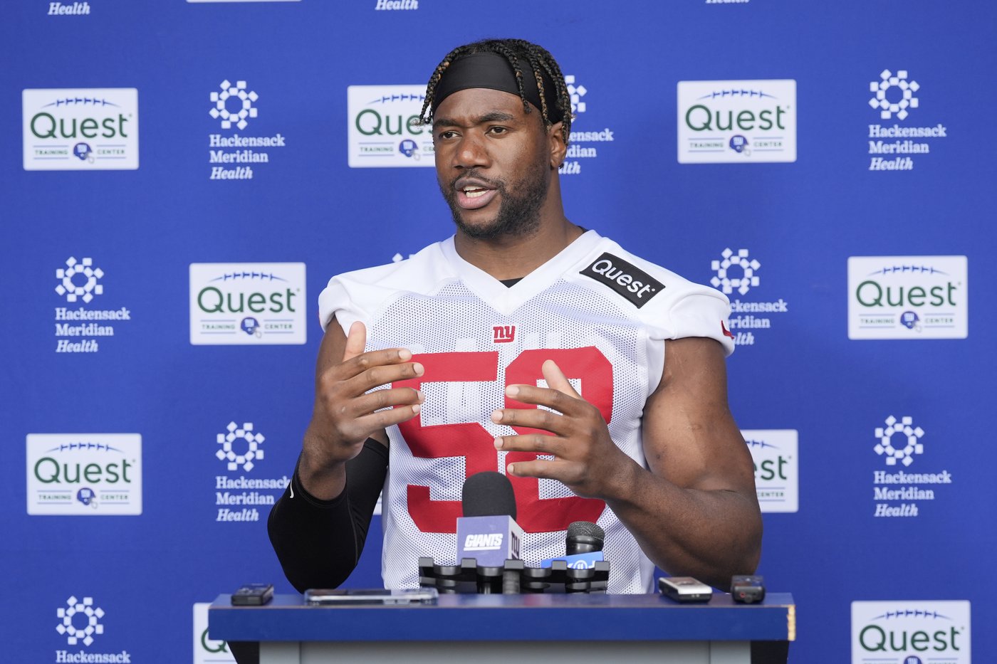 Giants wide receiver Malik Nabers not practicing with a toe injury that is 'nothing serious' | iNFOnews.ca