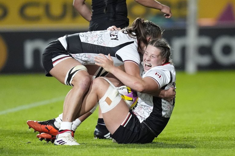 Canadian forward Sophie de Goede nominated for Women's World Rugby Player of the Year | iNFOnews.ca
