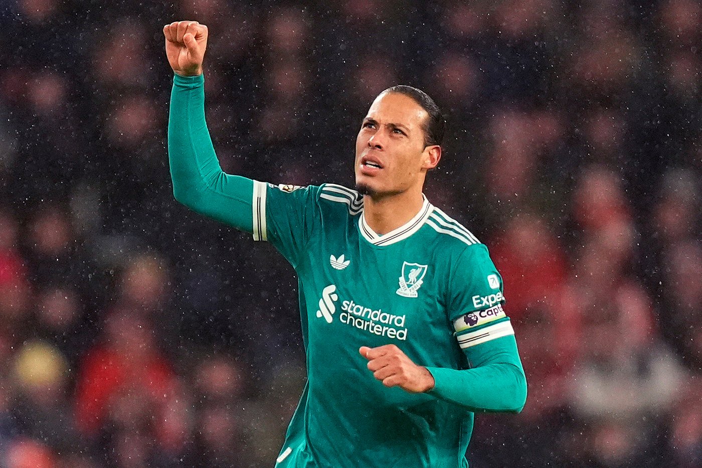 Man City closes in on Premier League leader Arsenal, Liverpool boosts Champions League hopes | iNFOnews.ca Man City closes in on Premier League leader Arsenal, Liverpool boosts Champions League hopes | iNFOnews.ca