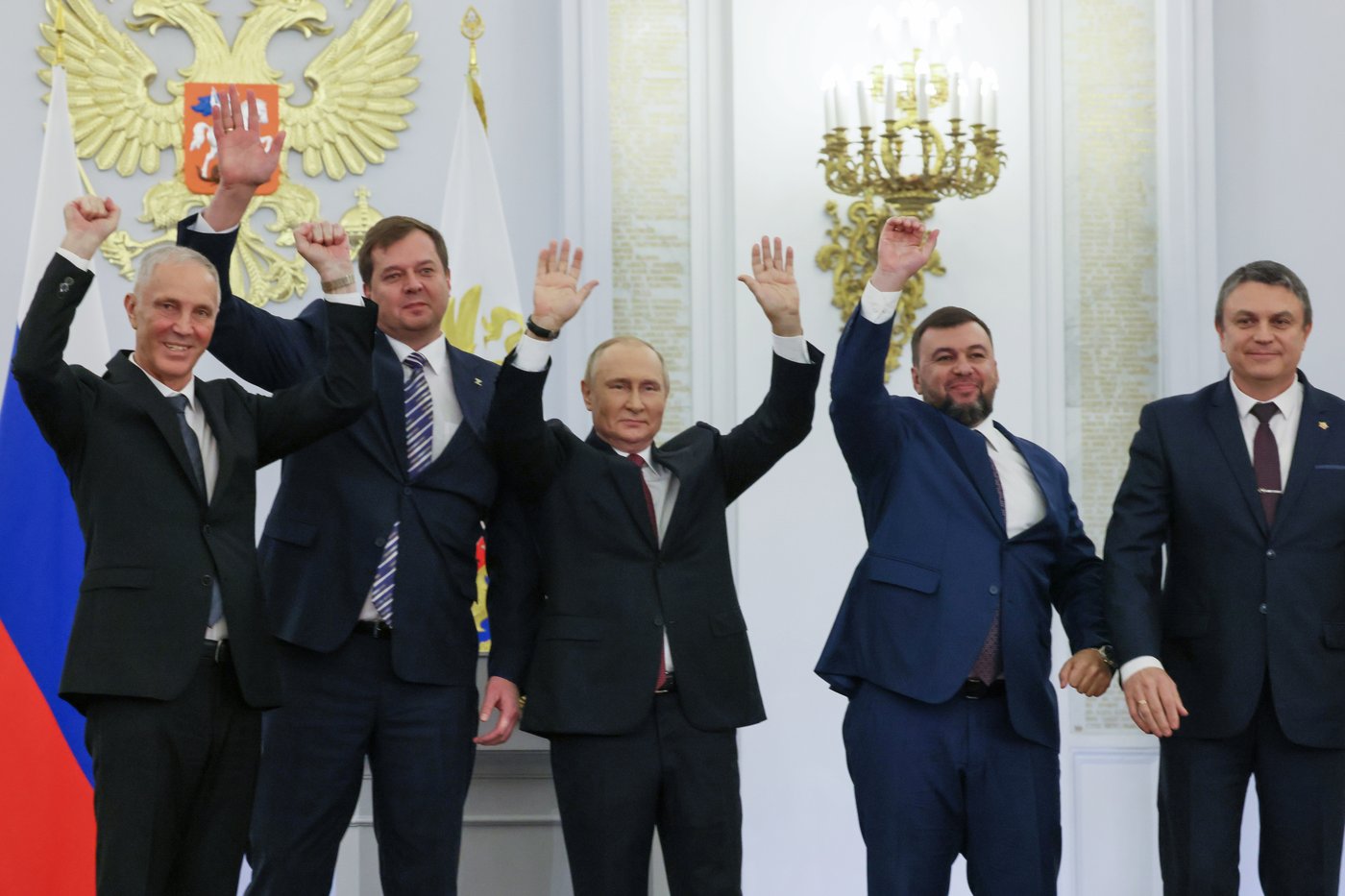 The diplomatic road seeking peace in Ukraine has had twists and turns | iNFOnews.ca