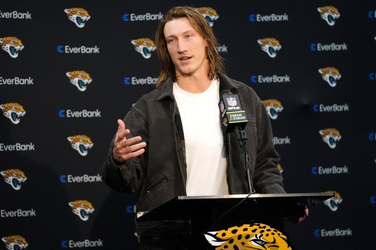 Jaguars QB Trevor Lawrence has no plans to cut his long locks despite team's deep fake video | iNFOnews.ca