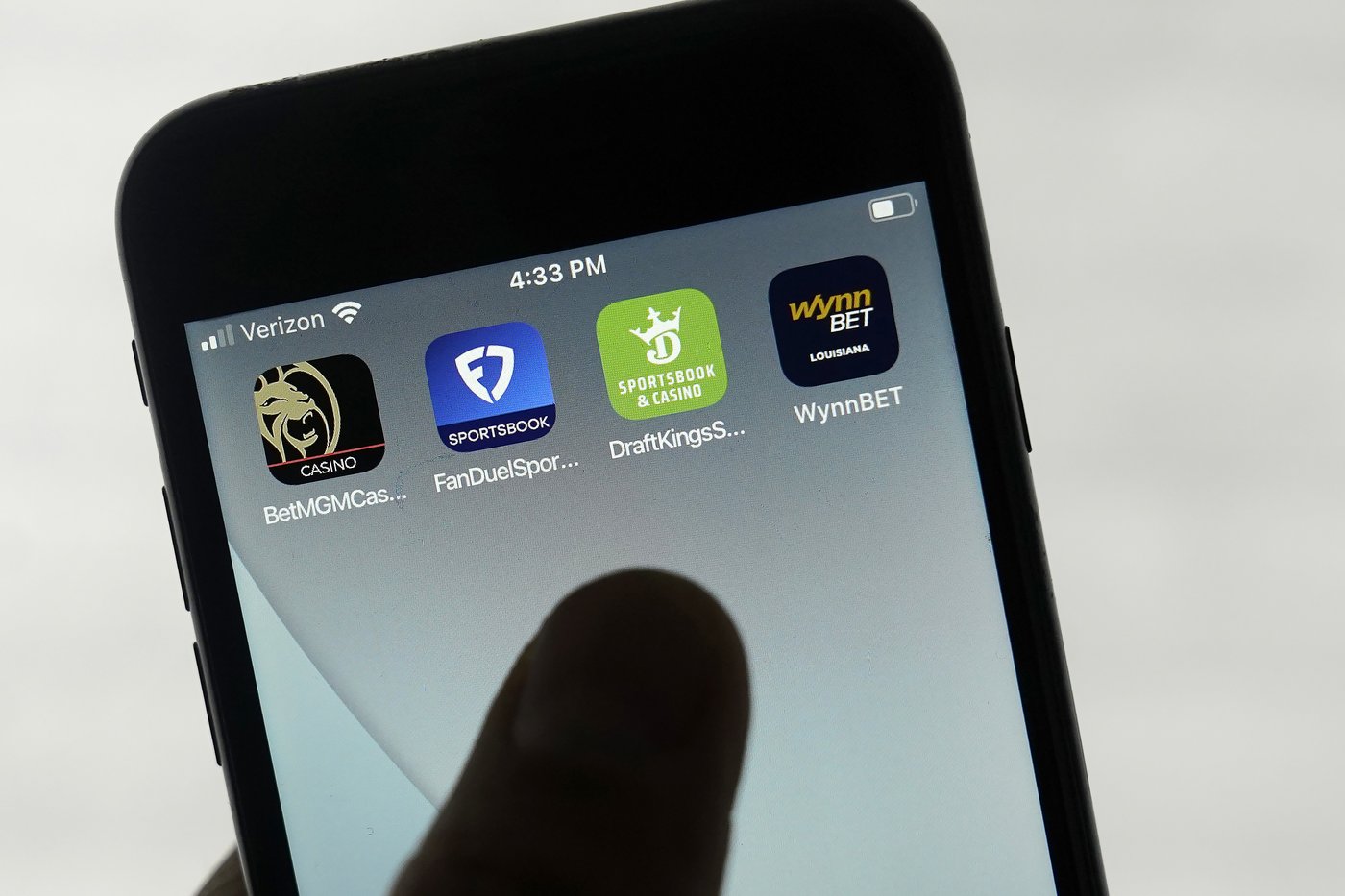 Latest NFL season highlights financial risks for sports betting companies when so many favorites win | iNFOnews.ca