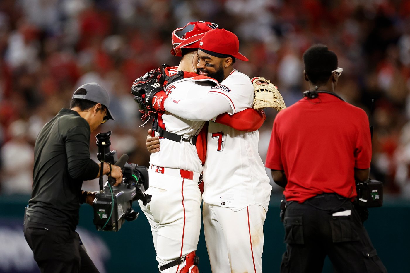 Jo Adell robs 3 homers in what Torii Hunter calls the greatest defensive game he's ever seen | iNFOnews.ca