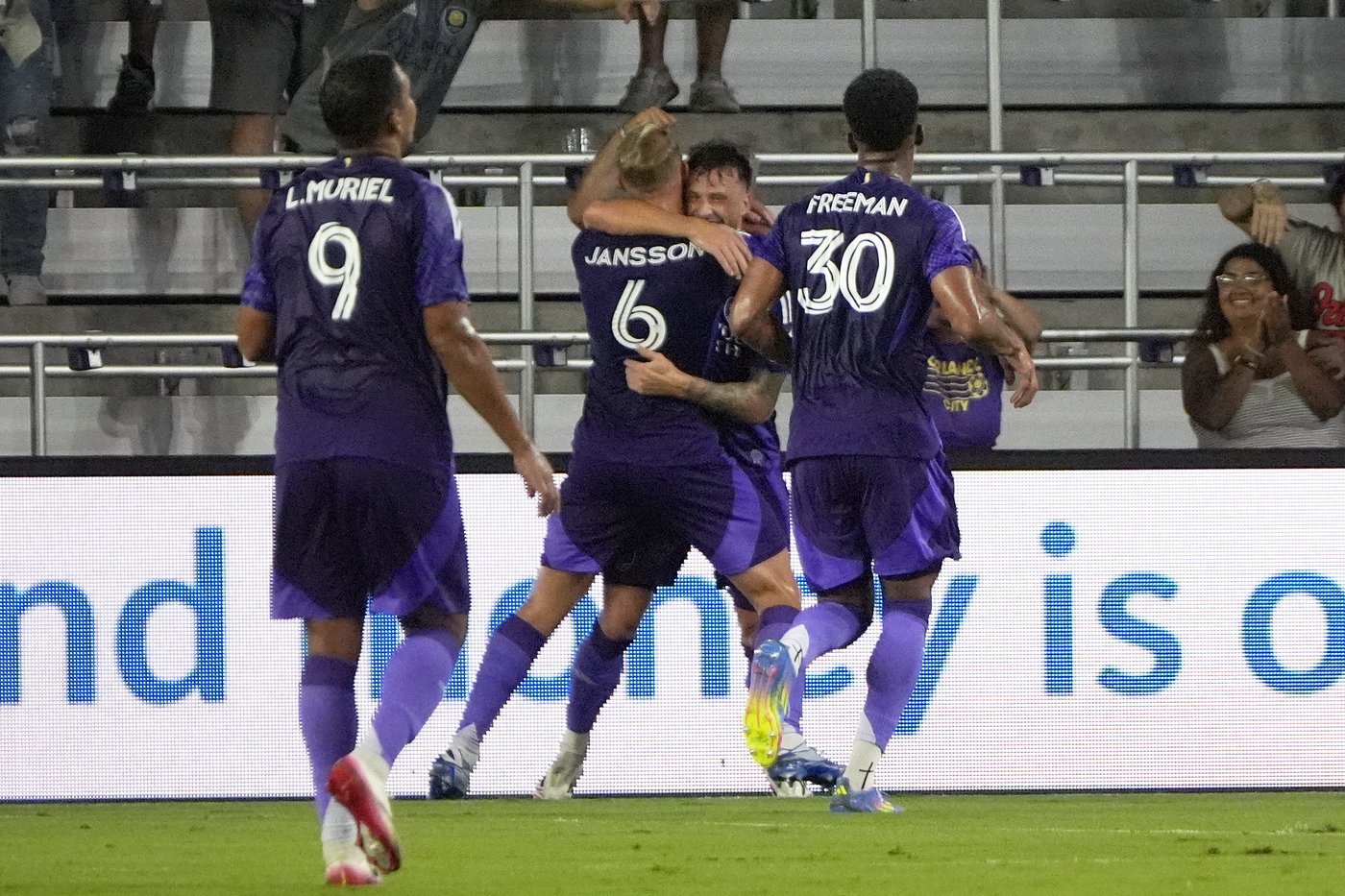 Alonso Martínez scores in stoppage time, Matt Freese has 6 saves, NYCFC beats Orlando 2-1 | iNFOnews.ca Alonso Martínez scores in stoppage time, Matt Freese has 6 saves, NYCFC beats Orlando 2-1 | iNFOnews.ca