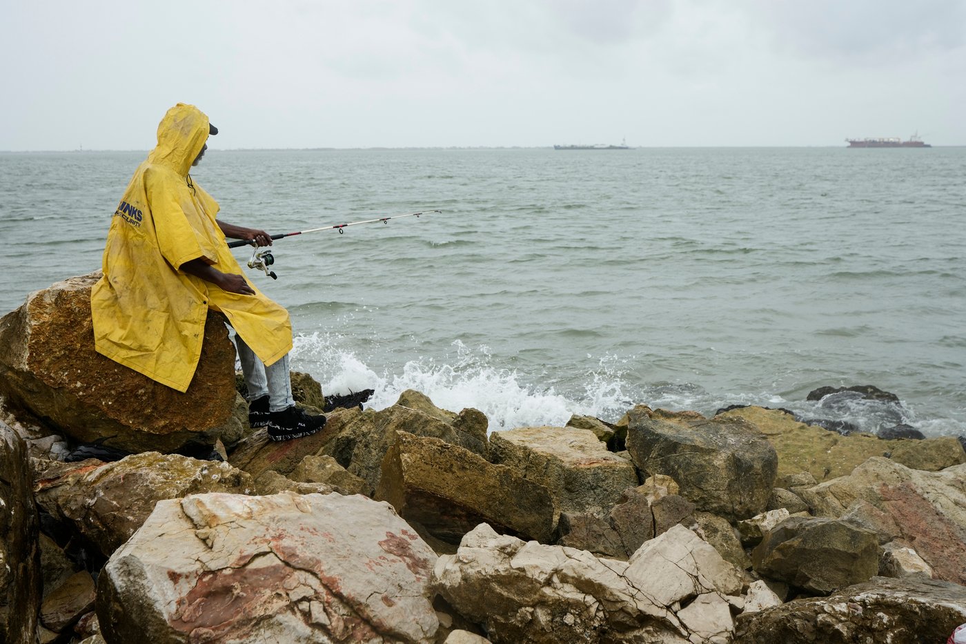 Edouard, now a tropical depression, drenches Texas with flash flooding and downed trees | iNFOnews.ca Edouard, now a tropical depression, drenches Texas with flash flooding and downed trees | iNFOnews.ca