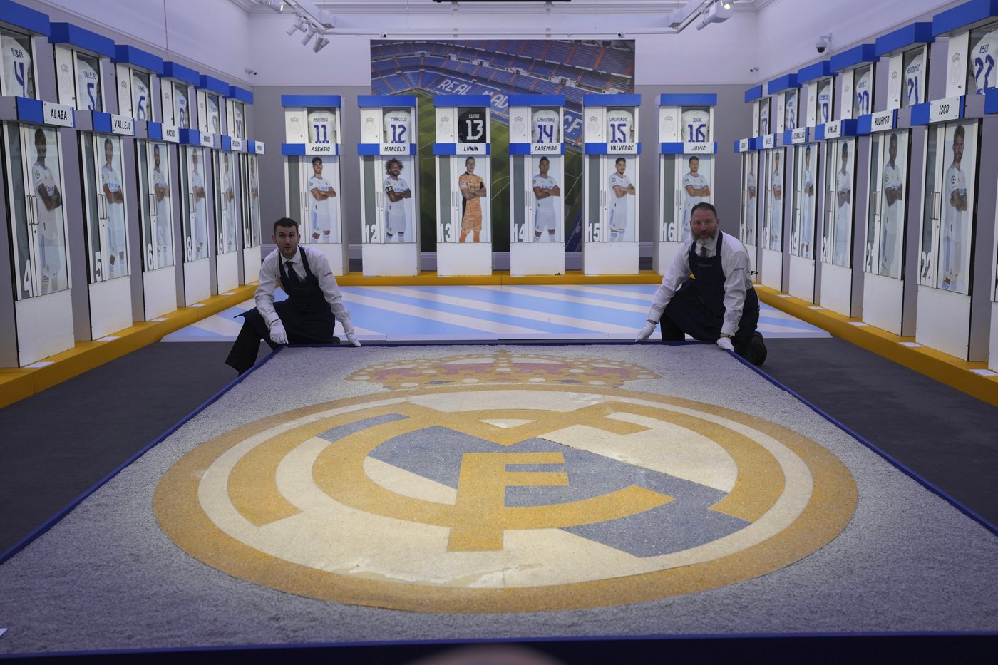 Lockers used by Ronaldo, Beckham and other Real Madrid stars are up for auction | iNFOnews.ca