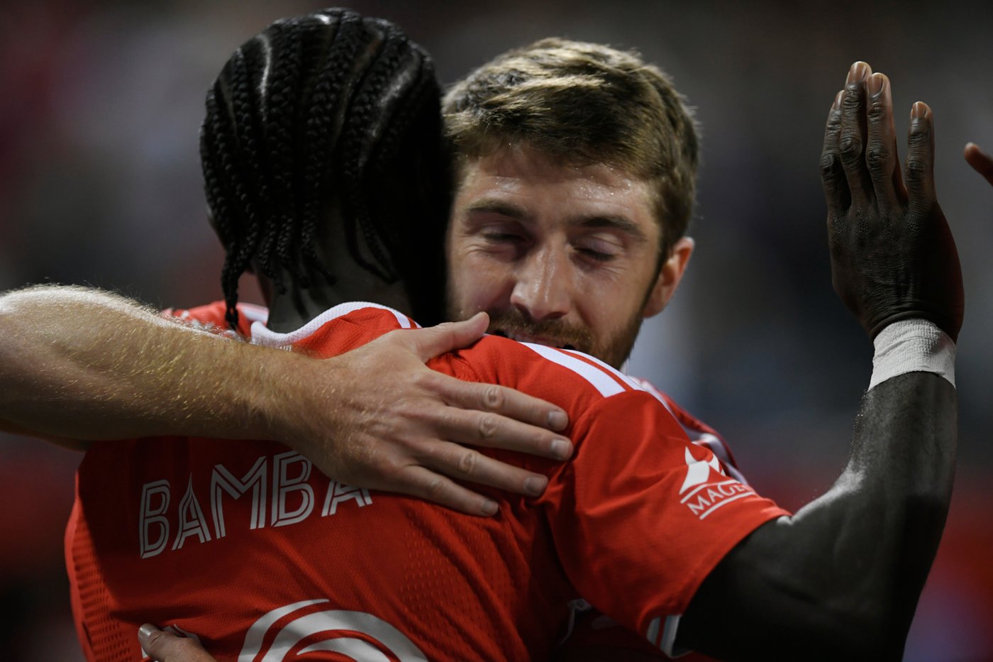 Fire too hot to handle in 3-1 win over Whitecaps | iNFOnews.ca