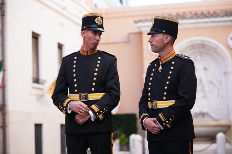 The Swiss Guards have a new uniform. Don't worry, the iconic one remains | iNFOnews.ca