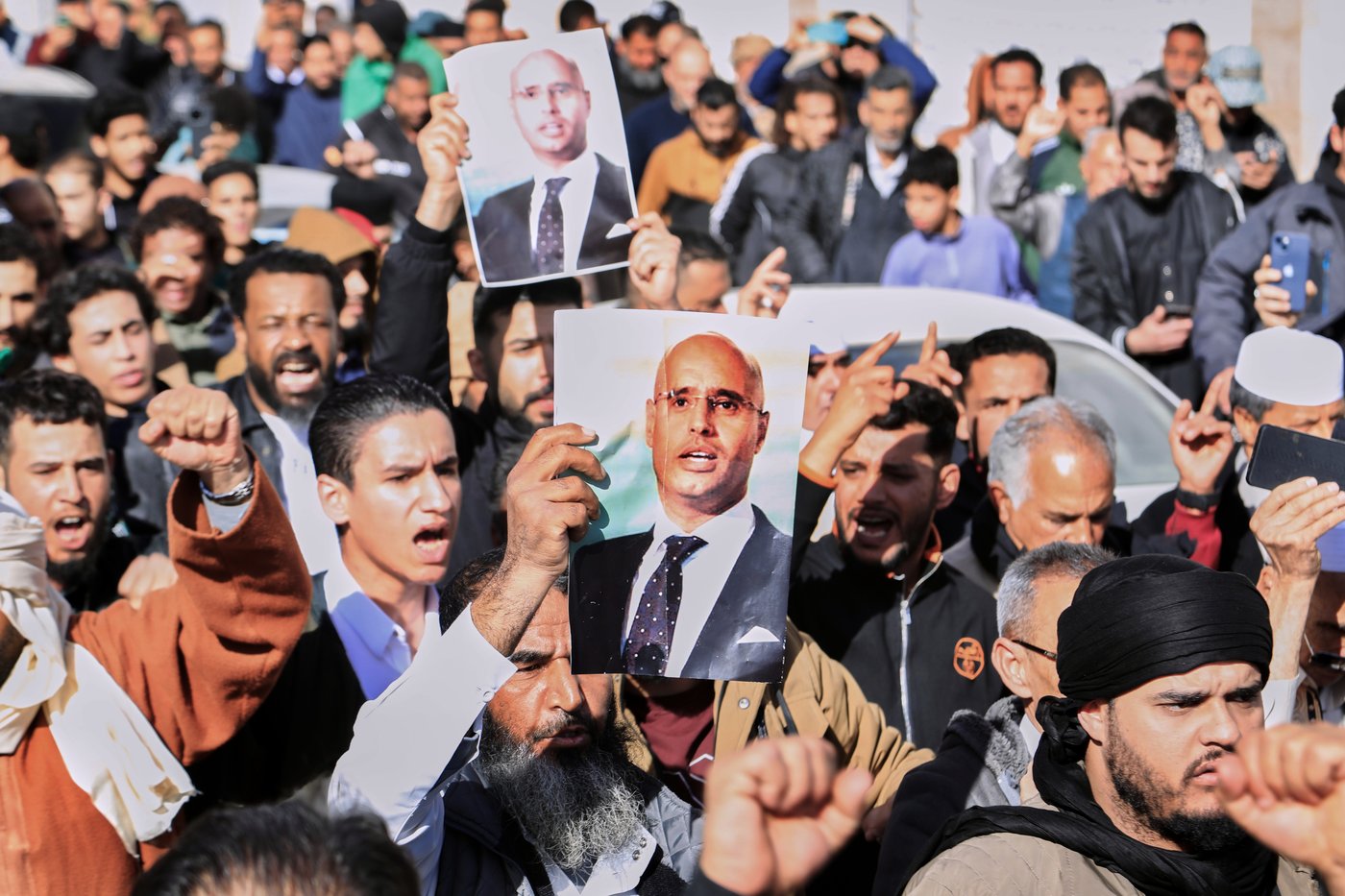Thousands of Libyans gather for the funeral of Gadhafi’s son who was shot and killed this week | iNFOnews.ca
