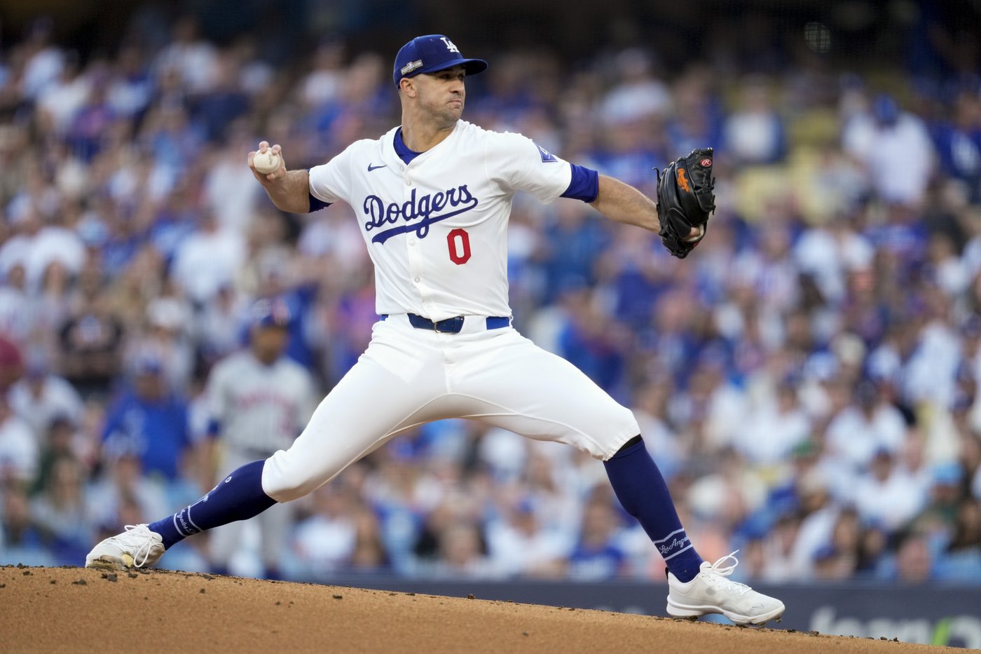Dodgers tie postseason mark of 33 straight scoreless innings, top Mets 9-0 in NLCS opener | iNFOnews.ca
