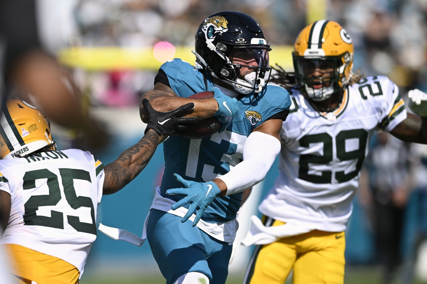 Jags WR Christian Kirk is out for the season after breaking his left collarbone | iNFOnews.ca