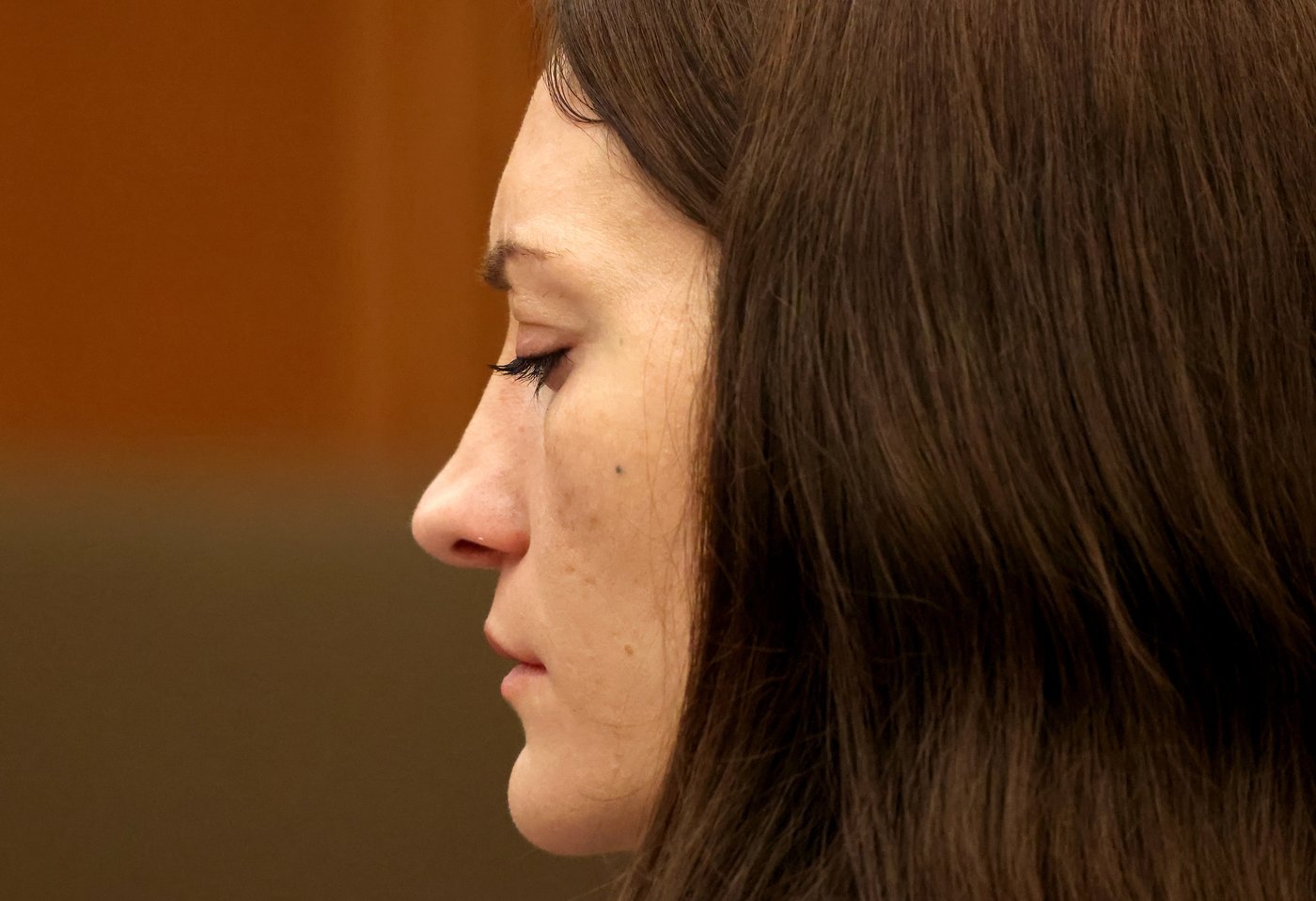 'She killed the kids!' 911 call from Lindsay Clancy's husband brings tears to the courtroom | iNFOnews.ca