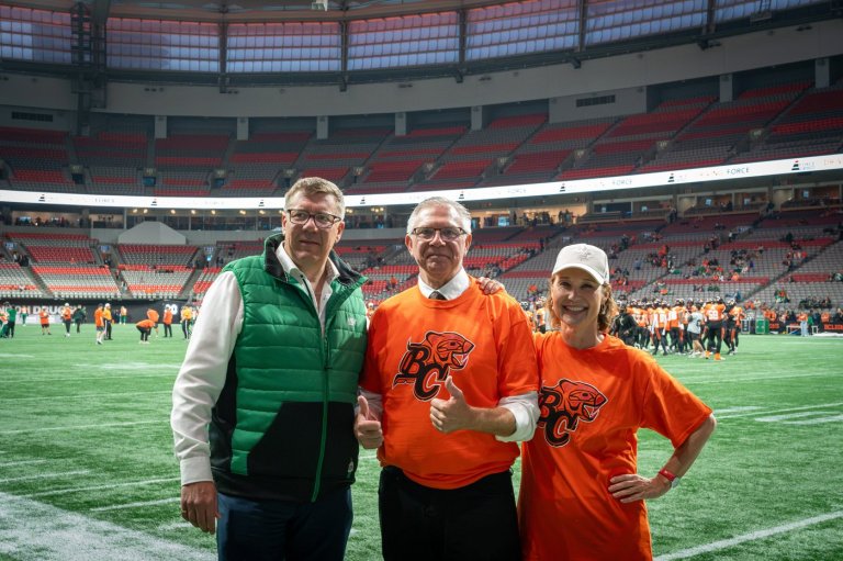 B.C. Conservative leader, Doerkson, gets game boost from current and former premiers | iNFOnews.ca