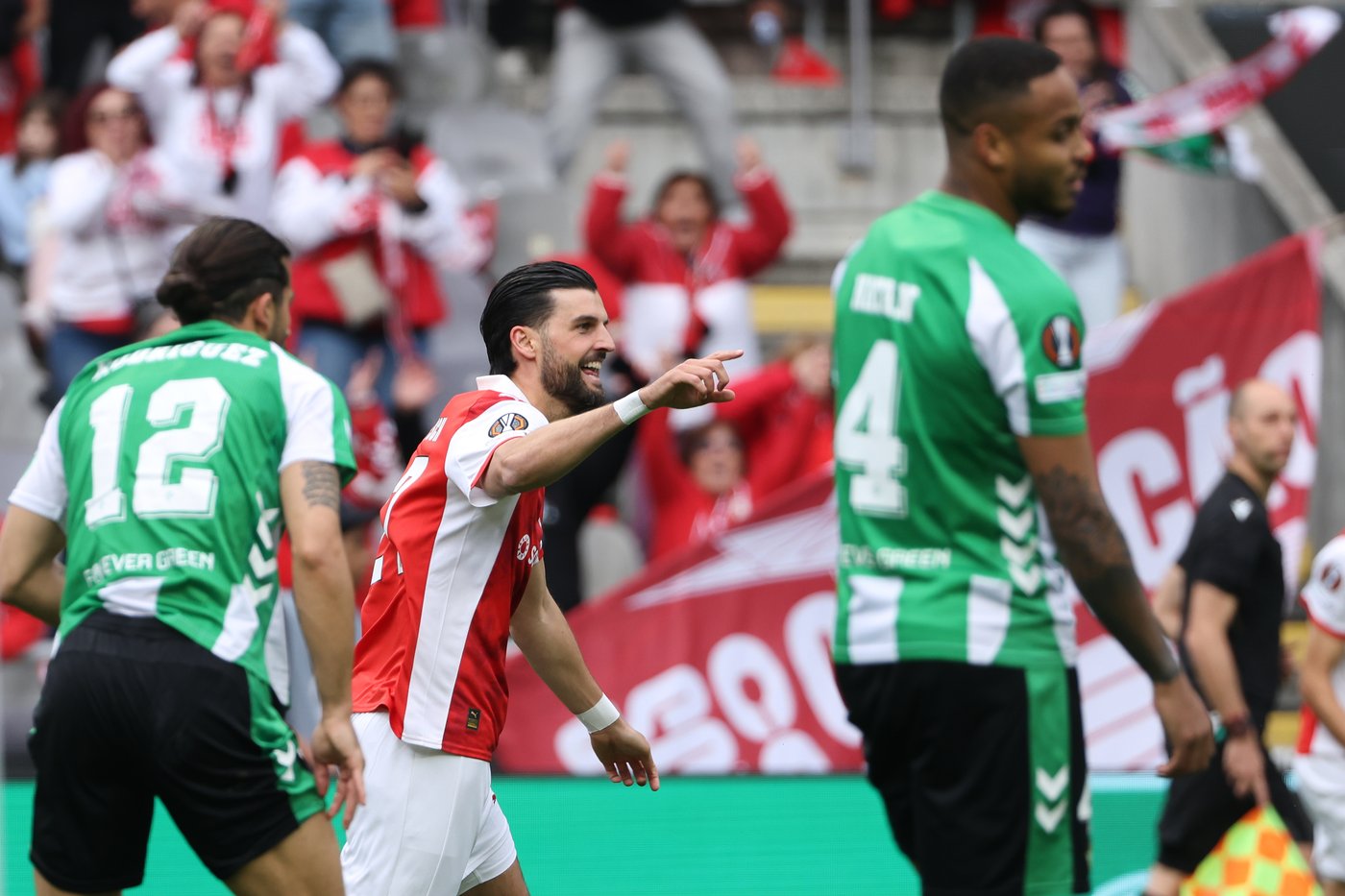 Hernández penalty earns Real Betis a 1-1 draw with Braga in Europa League quarterfinals | iNFOnews.ca Hernández penalty earns Real Betis a 1-1 draw with Braga in Europa League quarterfinals | iNFOnews.ca