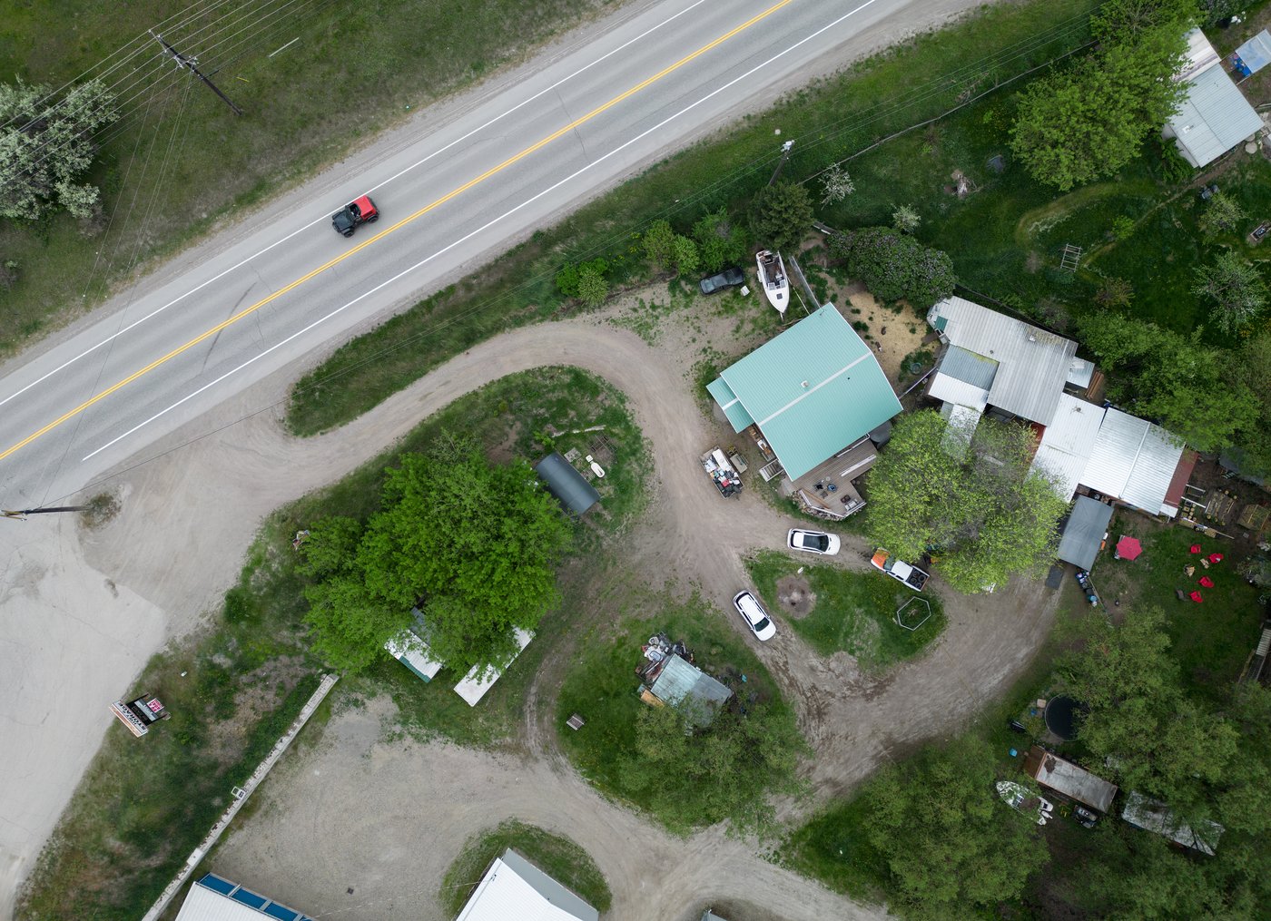 B.C. murder suspect says he attempted suicide after victim 'slipped' down embankment | iNFOnews.ca B.C. murder suspect says he attempted suicide after victim 'slipped' down embankment | iNFOnews.ca