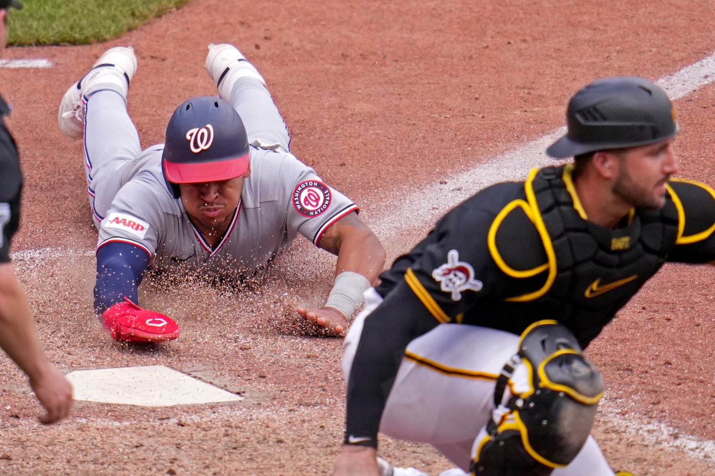 James Wood singles to score automatic runner in the 10th, Nationals beat Pirates 8-7 | iNFOnews.ca