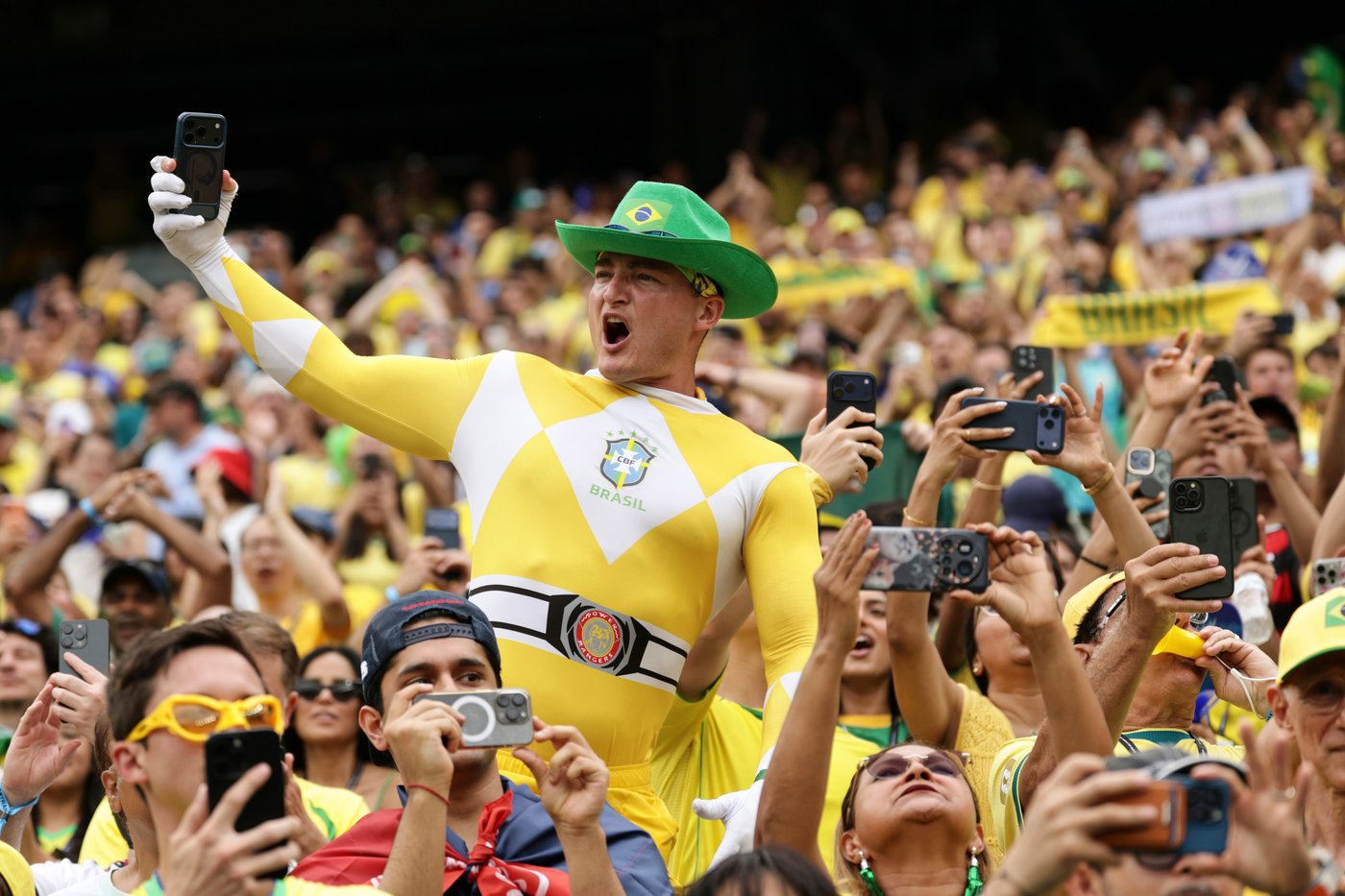 World Cup fans flood stadiums and fan zones with dazzling costumes, facepaint and flags - in photos | iNFOnews.ca