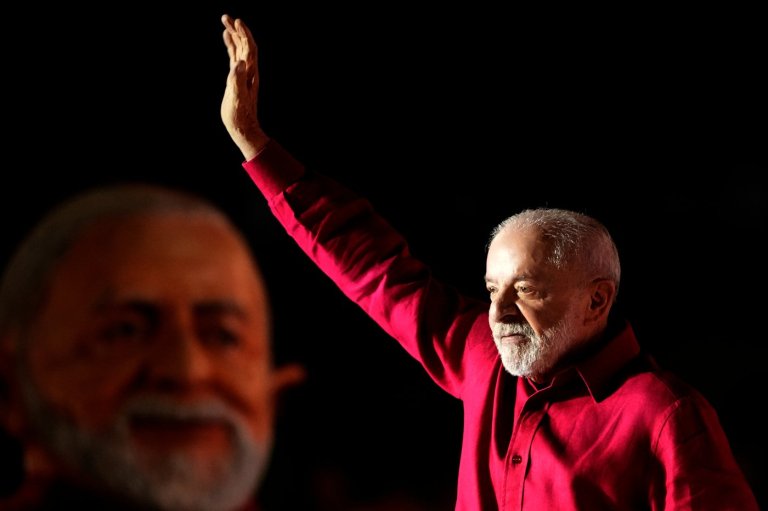 Brazil’s Lula announces 15% increase in flagship welfare payments ahead of key election | iNFOnews.ca