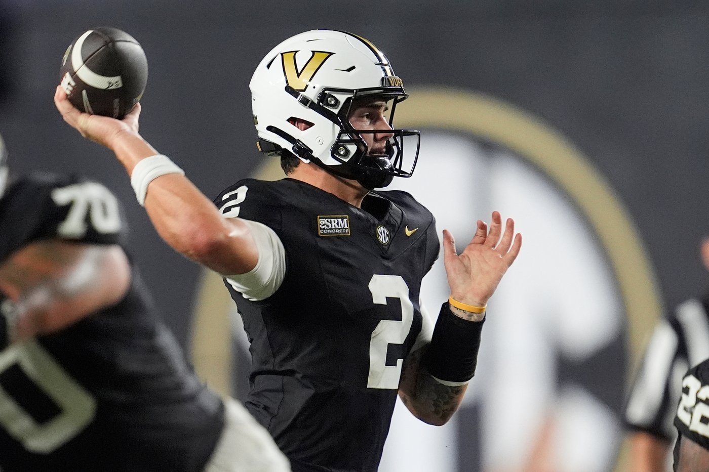 Vanderbilt ends its two-QB approach and bets on freshman Jared Curtis to win now | iNFOnews.ca Vanderbilt ends its two-QB approach and bets on freshman Jared Curtis to win now | iNFOnews.ca