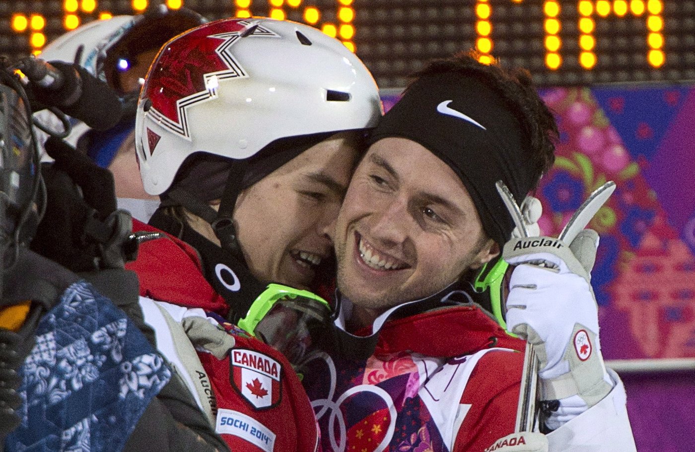 'A legend': Moguls great Mikaël Kingsbury gets high praise from Alexandre Bilodeau | iNFOnews.ca