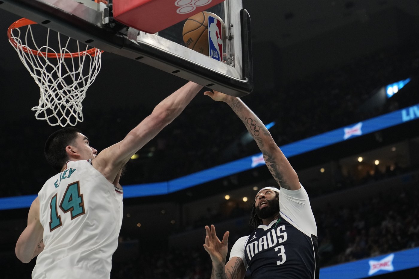 Grizzlies beat the Mavericks 120-106 to set up a 1st-round playoff series with the Thunder | iNFOnews.ca