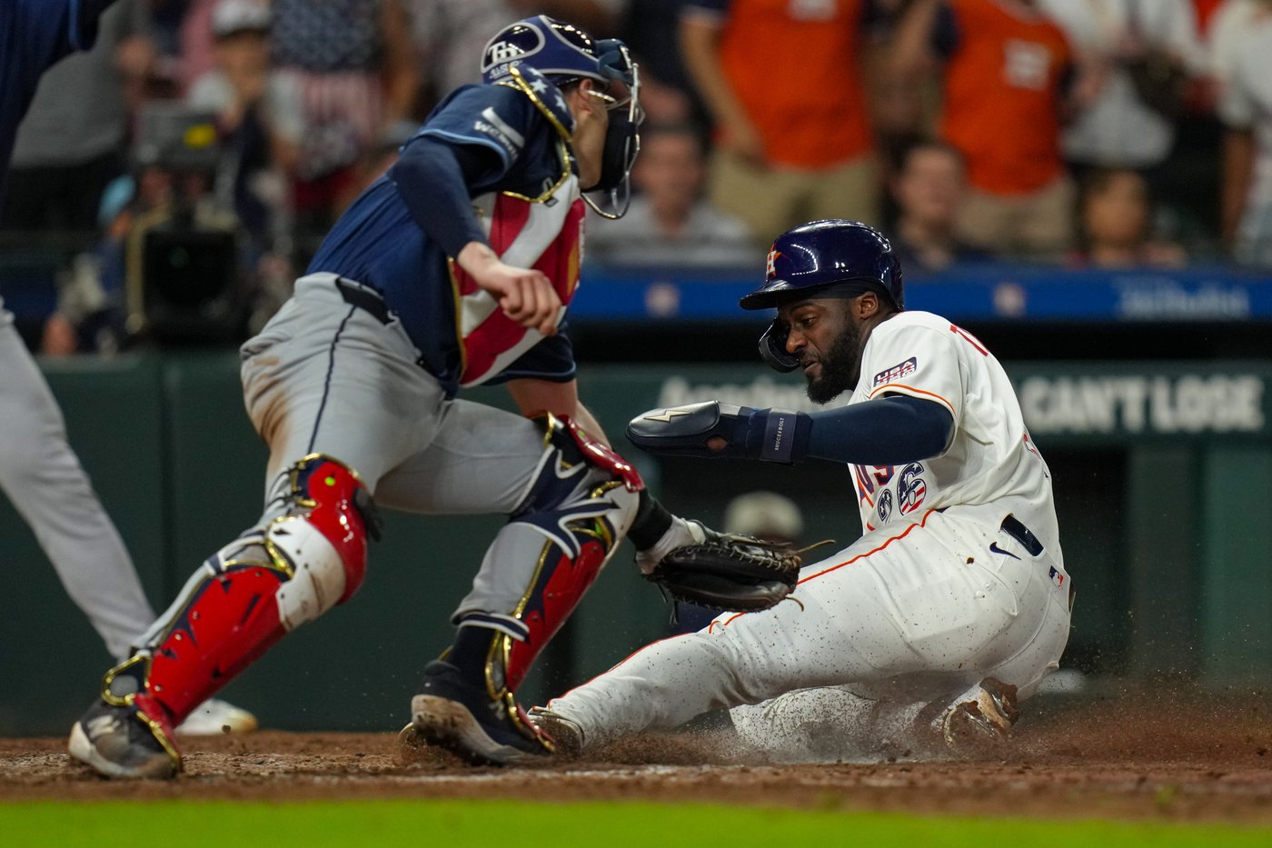 Alvarez hits 2-run homer in 9th to cap big night with Astros' 10-8 victory over Rays | iNFOnews.ca