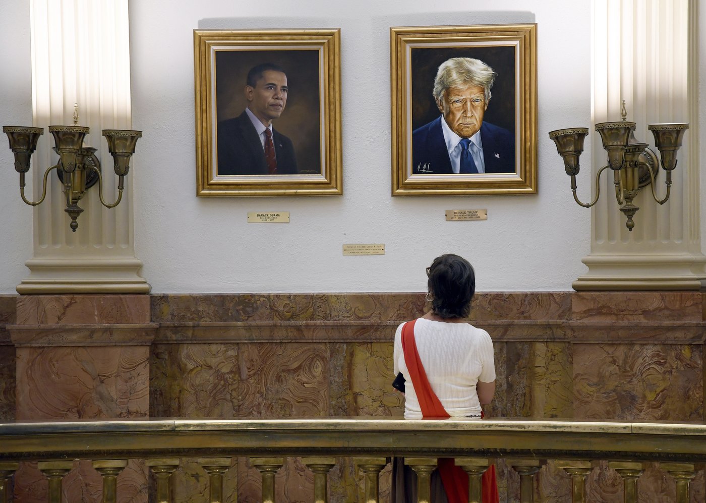 New Trump portrait donated by White House hangs in Colorado Capitol after earlier one drew his ire | iNFOnews.ca New Trump portrait donated by White House hangs in Colorado Capitol after earlier one drew his ire | iNFOnews.ca