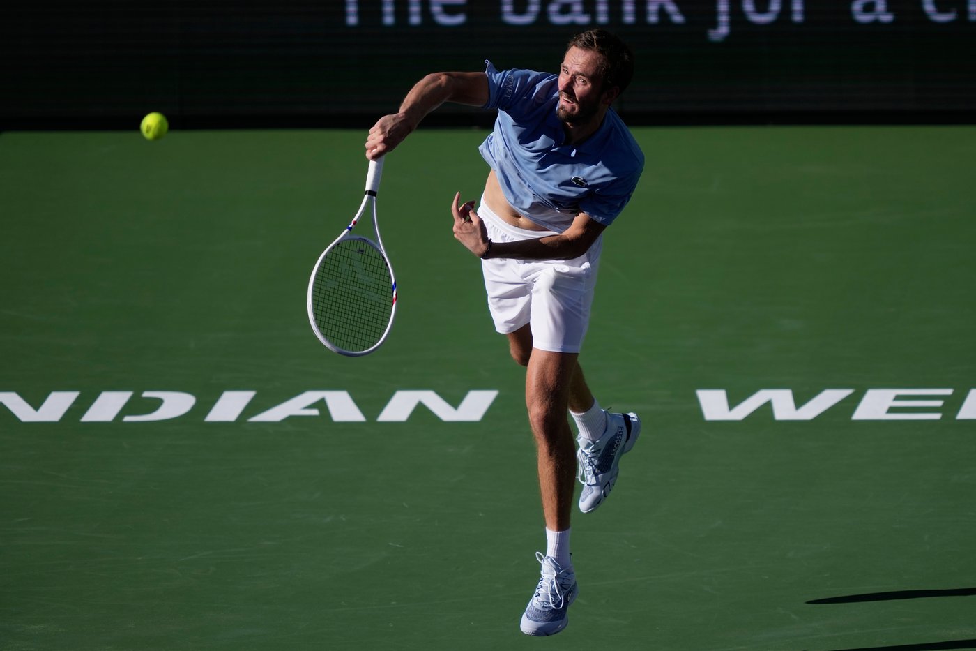 Medvedev hands Alcaraz his first loss of the year, heads to Indian Wells final against Sinner | iNFOnews.ca Medvedev hands Alcaraz his first loss of the year, heads to Indian Wells final against Sinner | iNFOnews.ca
