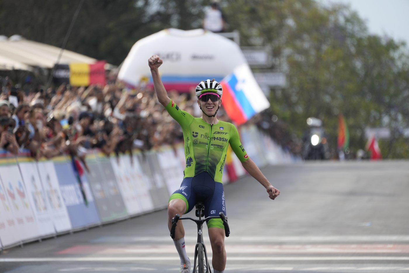 Pogacar wins second straight world title at road cycling championships in Rwanda | iNFOnews.ca