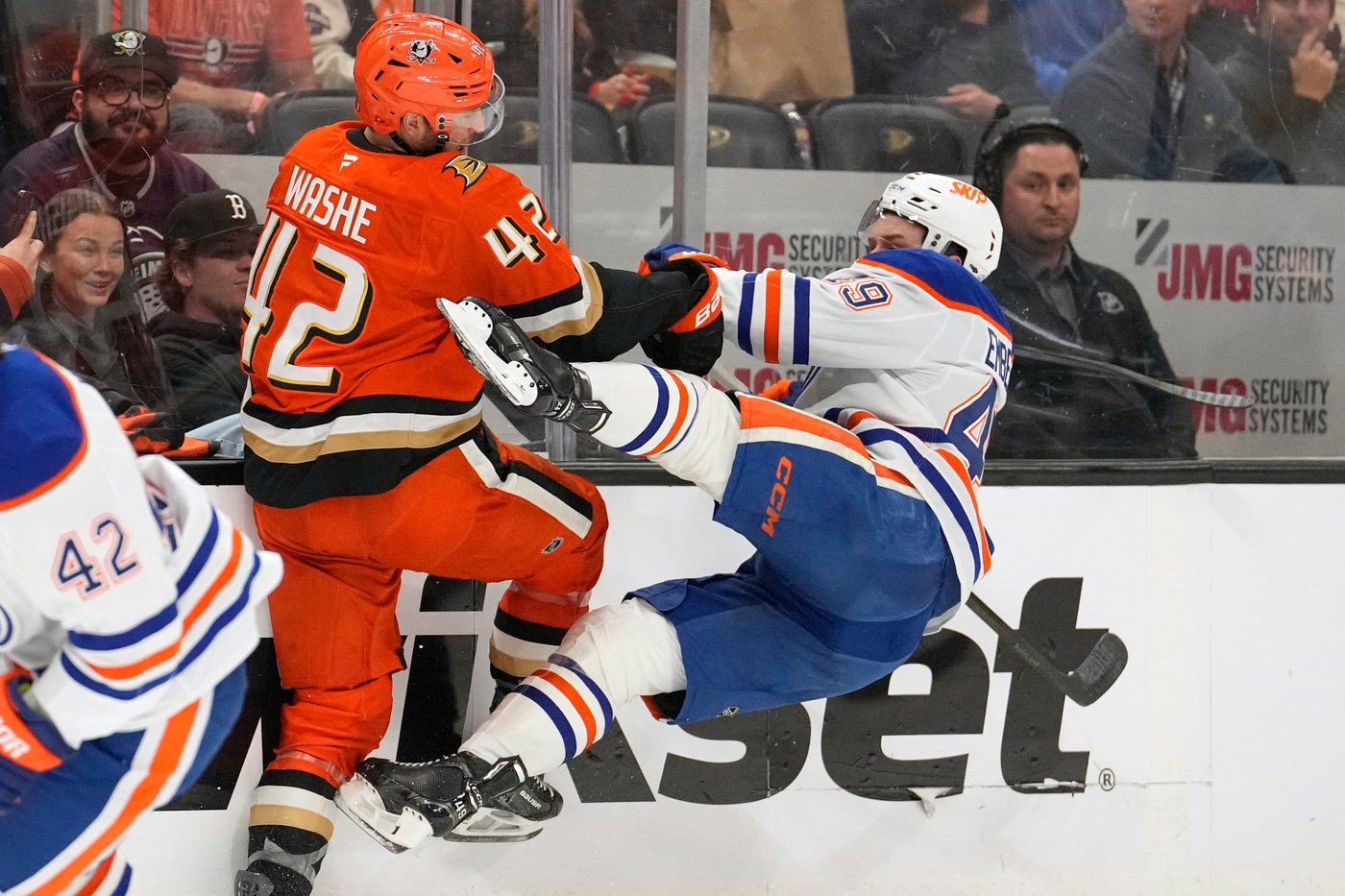 After 7 seasons without playoffs, Anaheim Ducks surge into 2nd round with a stellar series win | iNFOnews.ca After 7 seasons without playoffs, Anaheim Ducks surge into 2nd round with a stellar series win | iNFOnews.ca