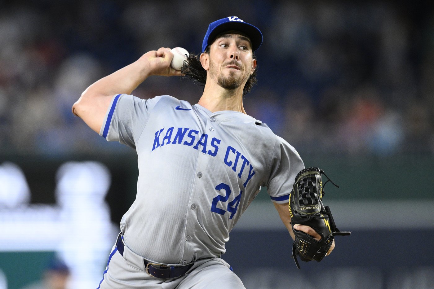 Royals ride bullpen to 3-0 win over Nationals after Lorenzen's early exit | iNFOnews.ca