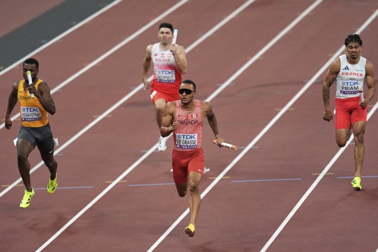 Canadian men's 4x100-metre relay team takes silver at world athletics championships | iNFOnews.ca