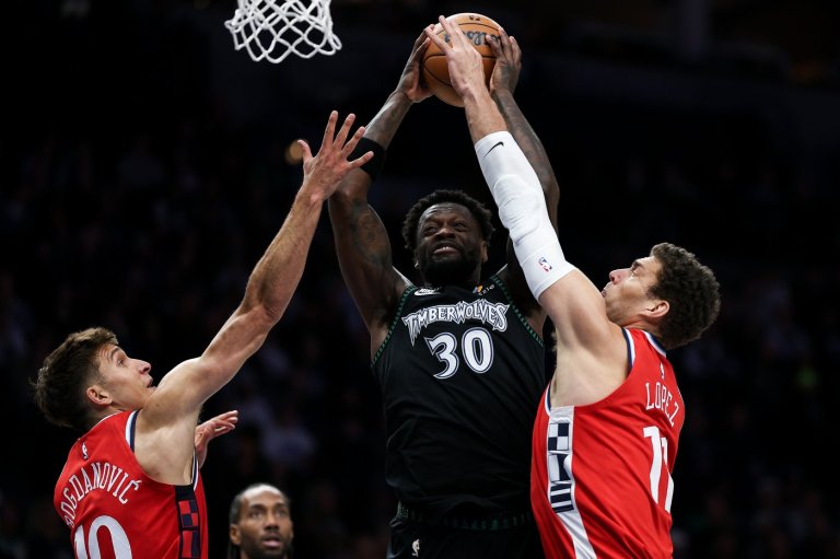 Reid makes a go-ahead 3-pointer, McDaniels scores 27 and Timberwolves edge Clippers | iNFOnews.ca