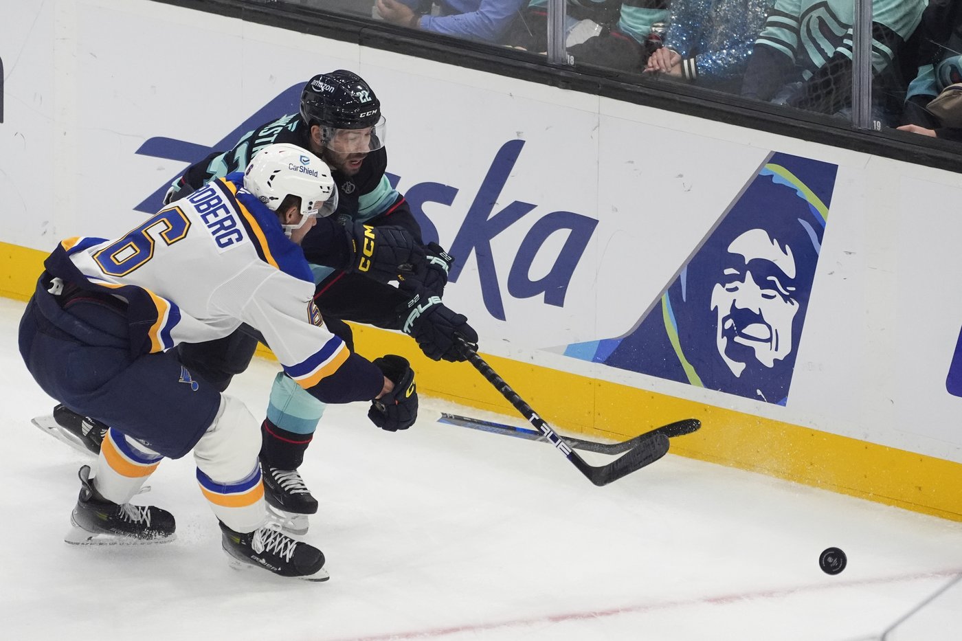 Jordan Kyrou scores twice as Blues spoil Kraken's home opener with 3-2 win | iNFOnews.ca