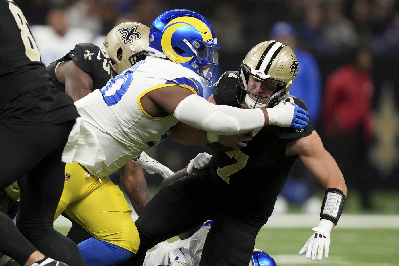 Saints say Taysom Hill 'likely' has a season-ending knee injury | iNFOnews.ca