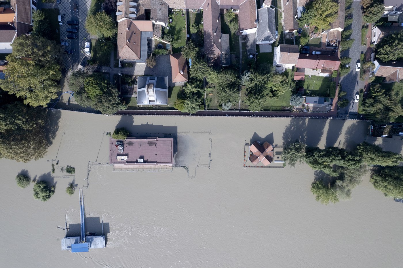 Rising rivers threaten southern Poland as flooding recedes elsewhere in Central Europe | iNFOnews.ca Rising rivers threaten southern Poland as flooding recedes elsewhere in Central Europe | iNFOnews.ca