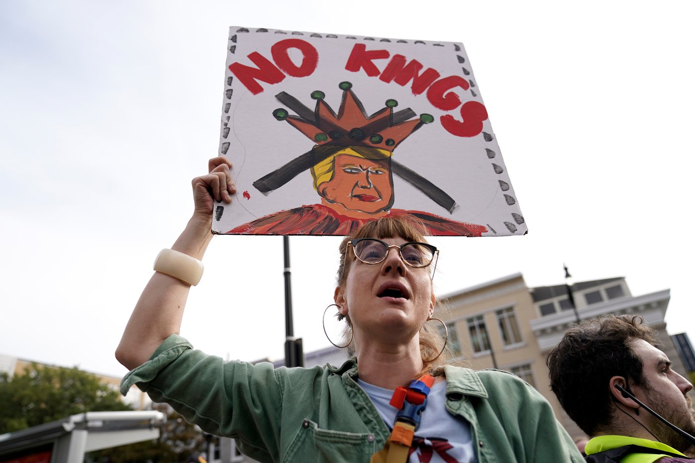 Photos show ‘No Kings’ rallies against Trump across the US and in Europe | iNFOnews.ca