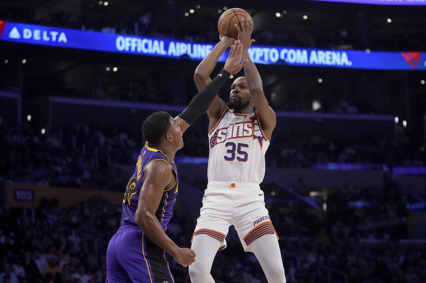 Anthony Davis scores 35 points, the Lakers rally in second half to beat the Suns 123-116 | iNFOnews.ca Anthony Davis scores 35 points, the Lakers rally in second half to beat the Suns 123-116 | iNFOnews.ca