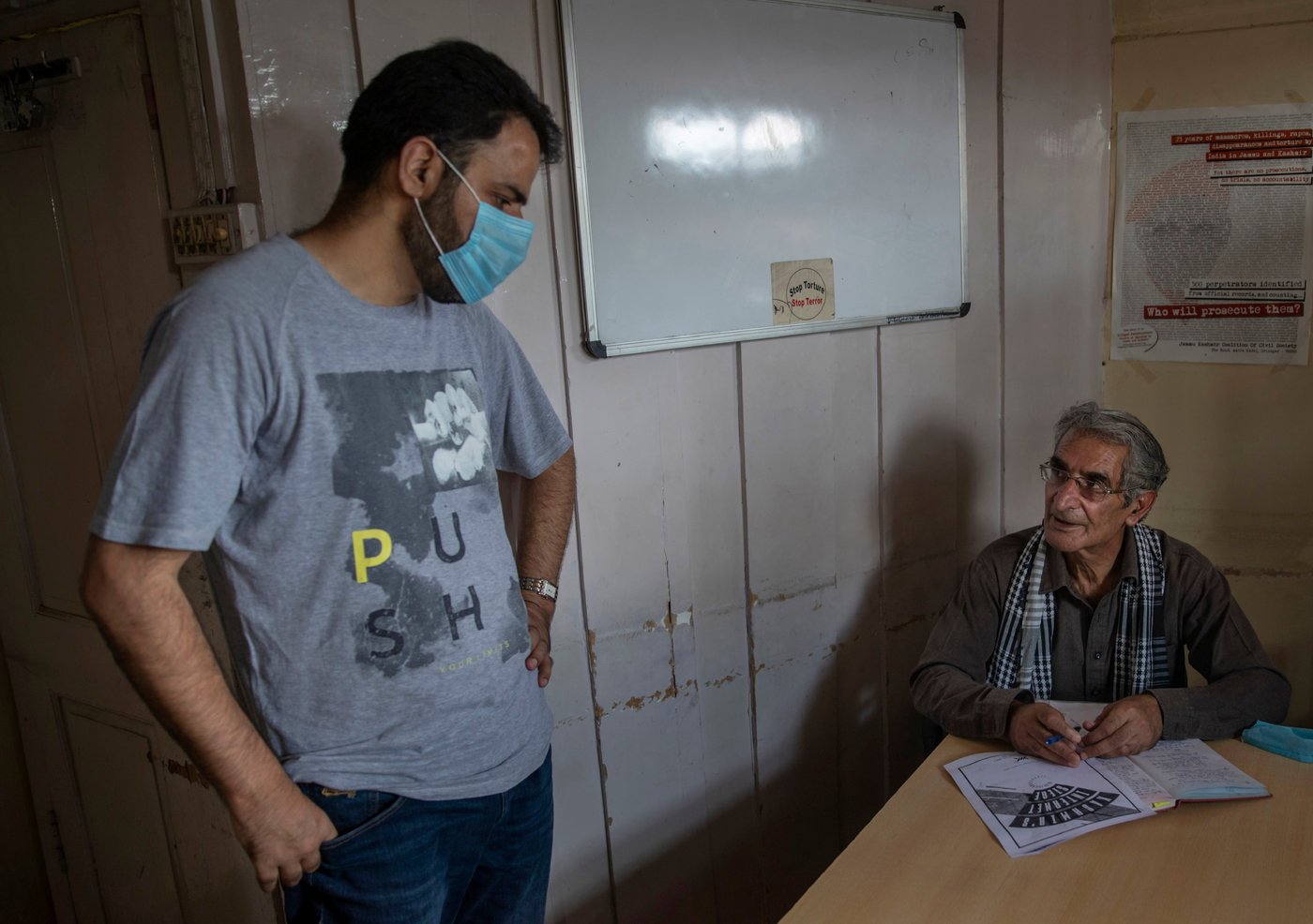 Kashmiri activist Khurram Parvez and journalist Irfan Mehraj freed on bail, under tight curbs | iNFOnews.ca Kashmiri activist Khurram Parvez and journalist Irfan Mehraj freed on bail, under tight curbs | iNFOnews.ca