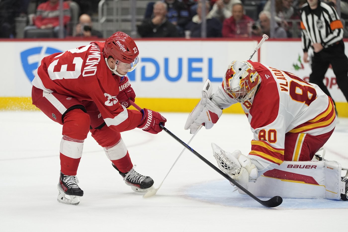 Lucas Raymond scores in OT as Red Wings beat Flames 2-1 | iNFOnews.ca Lucas Raymond scores in OT as Red Wings beat Flames 2-1 | iNFOnews.ca