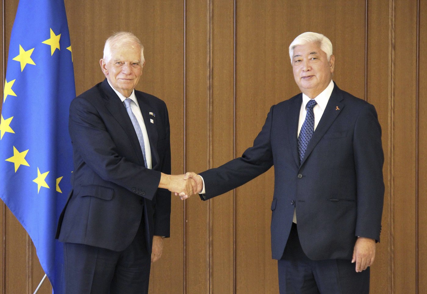 Japan and EU announce a security and defense partnership as regional tensions rise | iNFOnews.ca