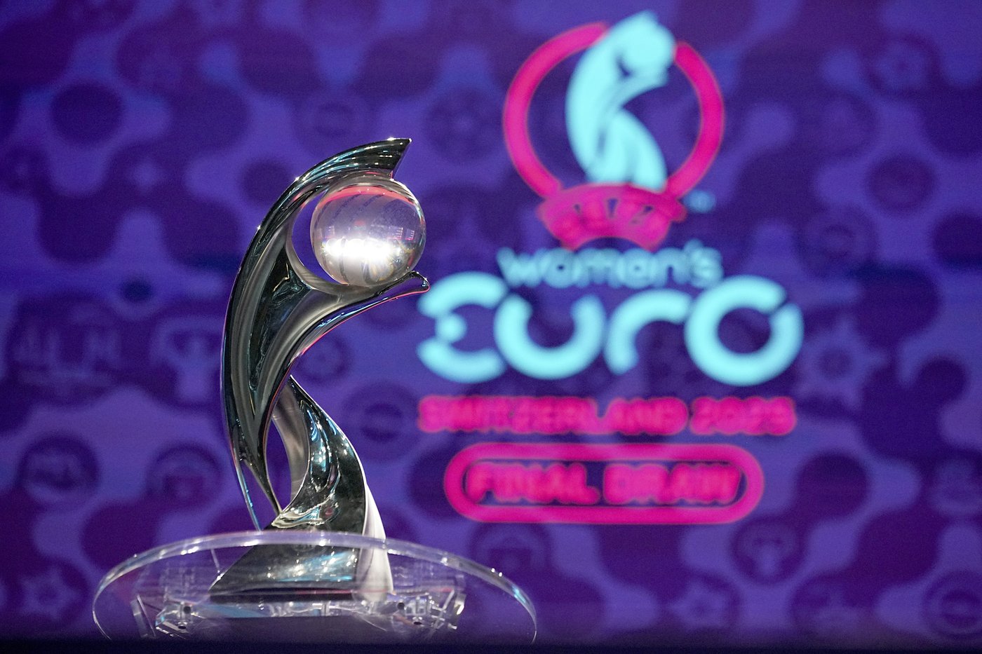 Women's soccer world champion Spain drawn with Italy, Belgium and Portugal in Euro 2025 group | iNFOnews.ca