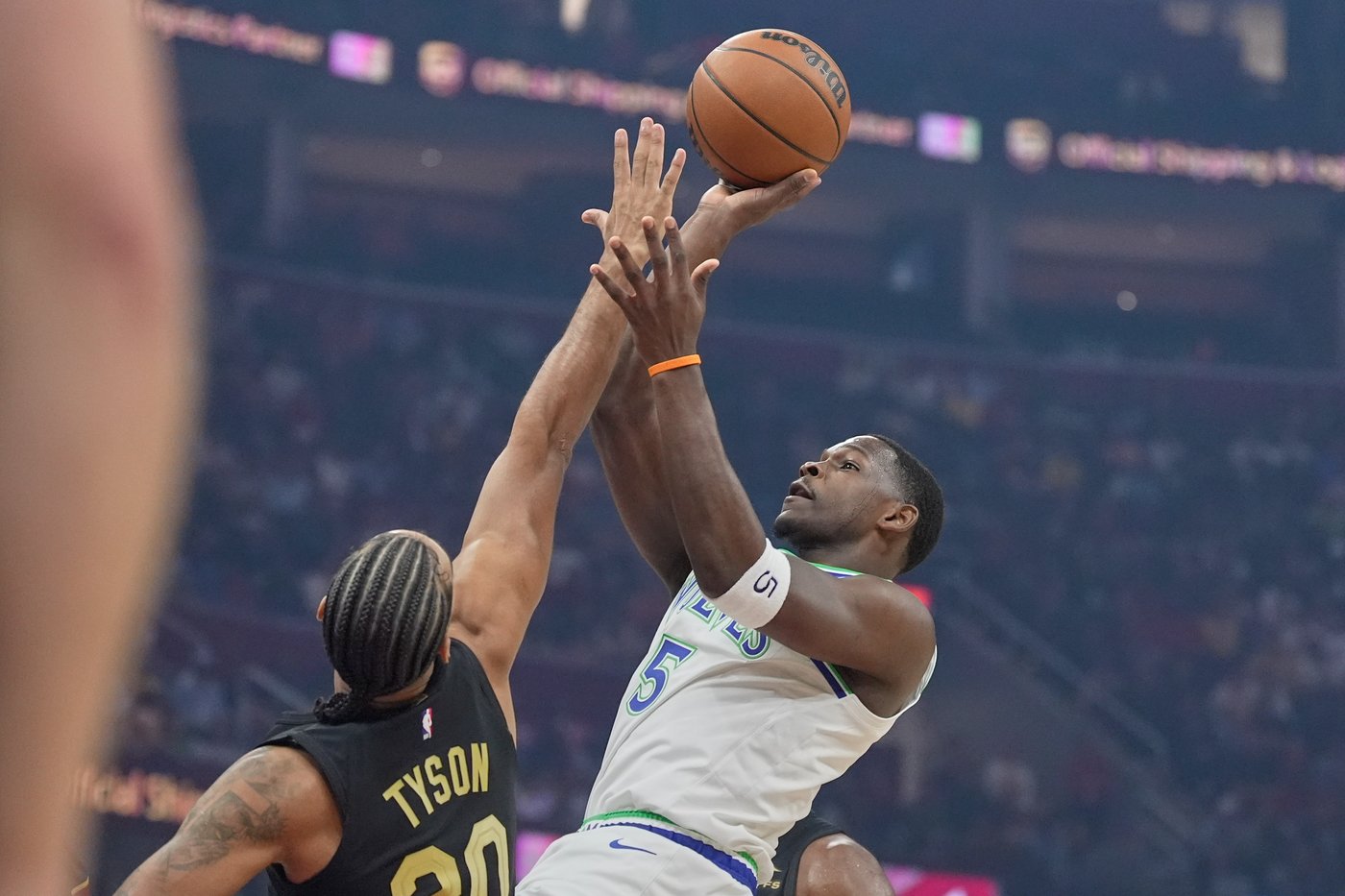 Mitchell scores 26 as Cavaliers rally and defeat Timberwolves 127-125 in overtime | iNFOnews.ca Mitchell scores 26 as Cavaliers rally and defeat Timberwolves 127-125 in overtime | iNFOnews.ca
