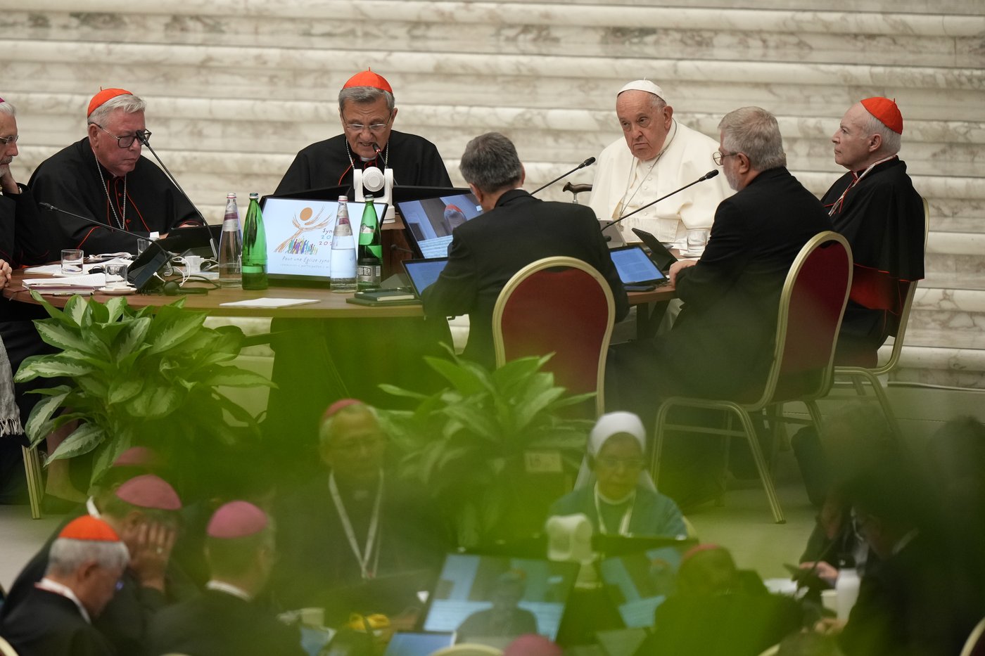 Catholic reform debate launched by Pope Francis leans away from ordained roles for women | iNFOnews.ca