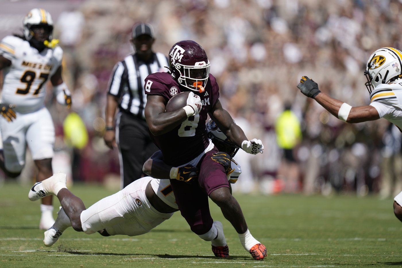 Well-rested, No. 14 Texas A&M visits Mississippi State seeking sixth straight win to stay atop SEC | iNFOnews.ca