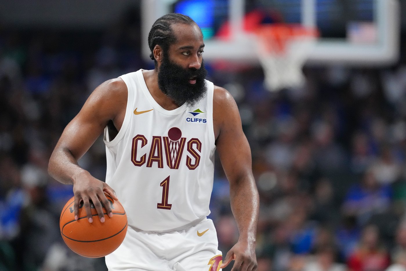 Evan Mobley scores 29 points and the Cavaliers rout the Mavericks 138-105 | iNFOnews.ca