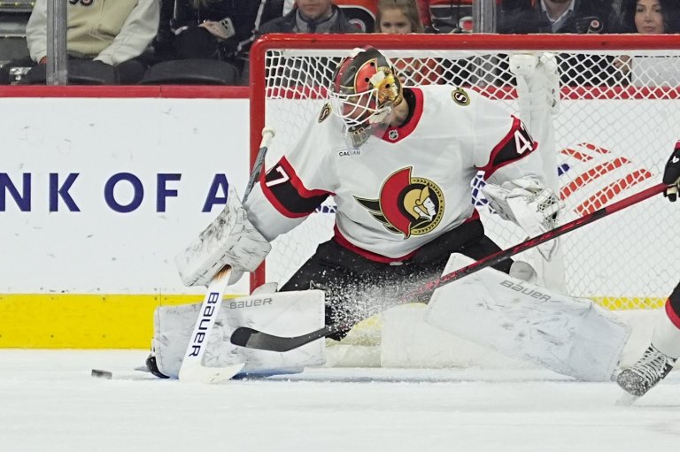 Tim Stutzle's goal 47 seconds into OT helps Senators beat Flyers 2-1 | iNFOnews.ca