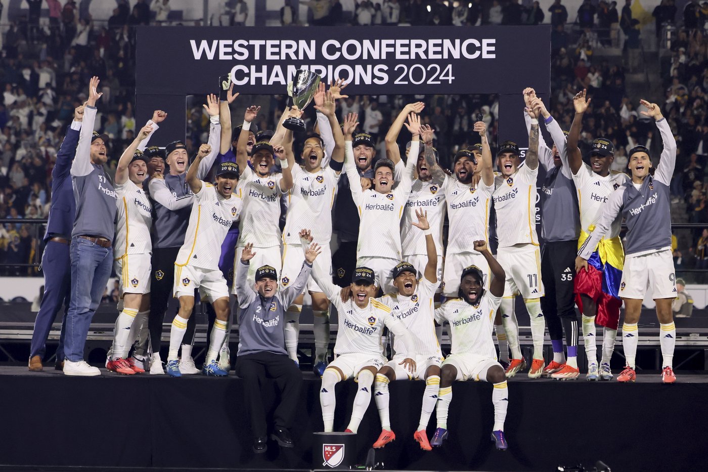 LA Galaxy advance to first MLS Cup in 10 years with 1-0 win over Seattle in Western Conference final | iNFOnews.ca